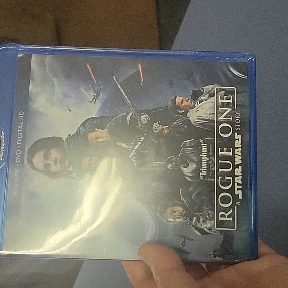 NWT Star Wars The Rogue One Blue - Ray and DVD - Picture 3 of 4